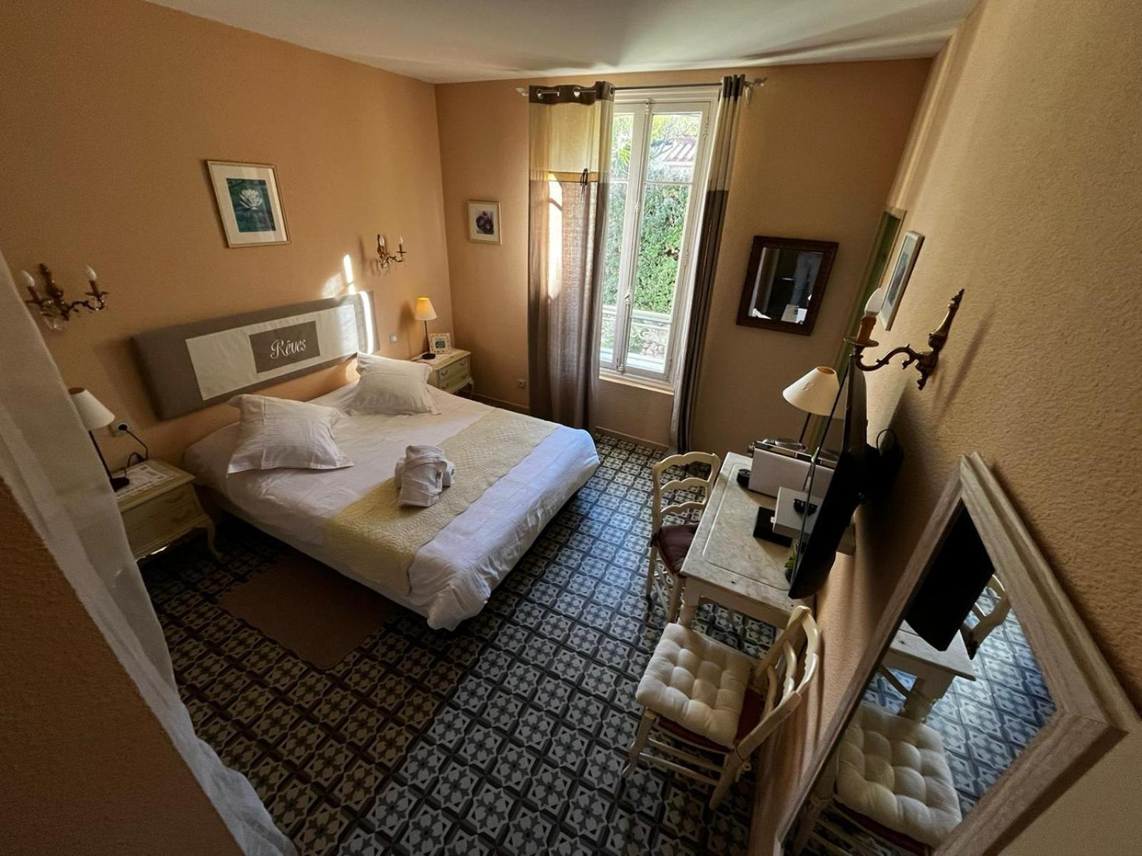 Montner Auberge Du Cellier מראה חיצוני תמונה